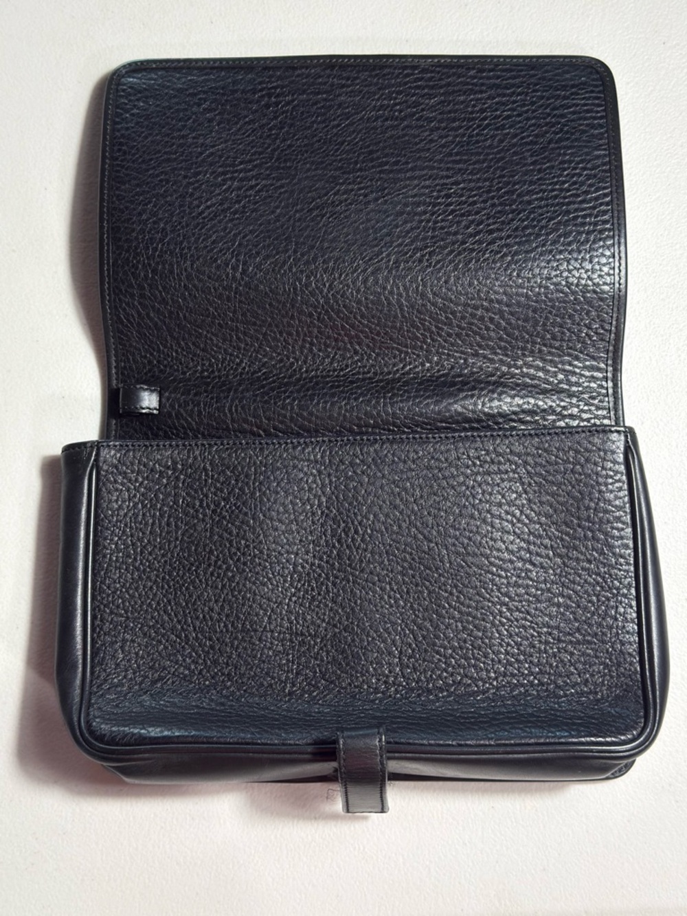 Salvatore‎ Ferragamo clutch bag black pebbled leather vintage foldover pouch - Picture 7 of 11